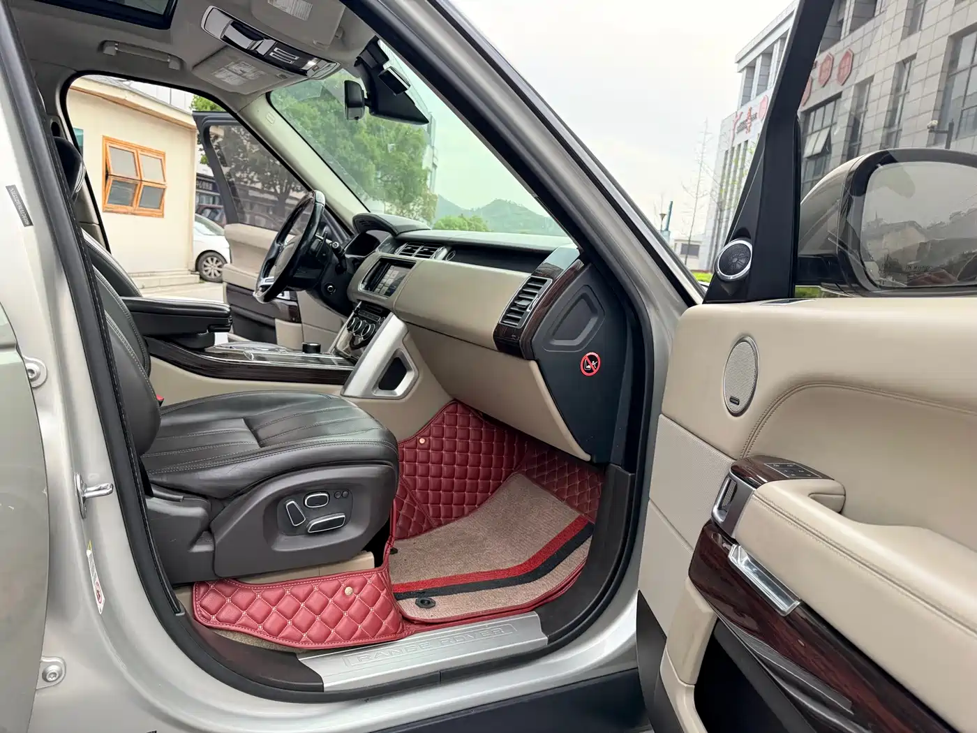 Land Rover Range Rover 2014 3.0 SC V6 Vogue фото 9