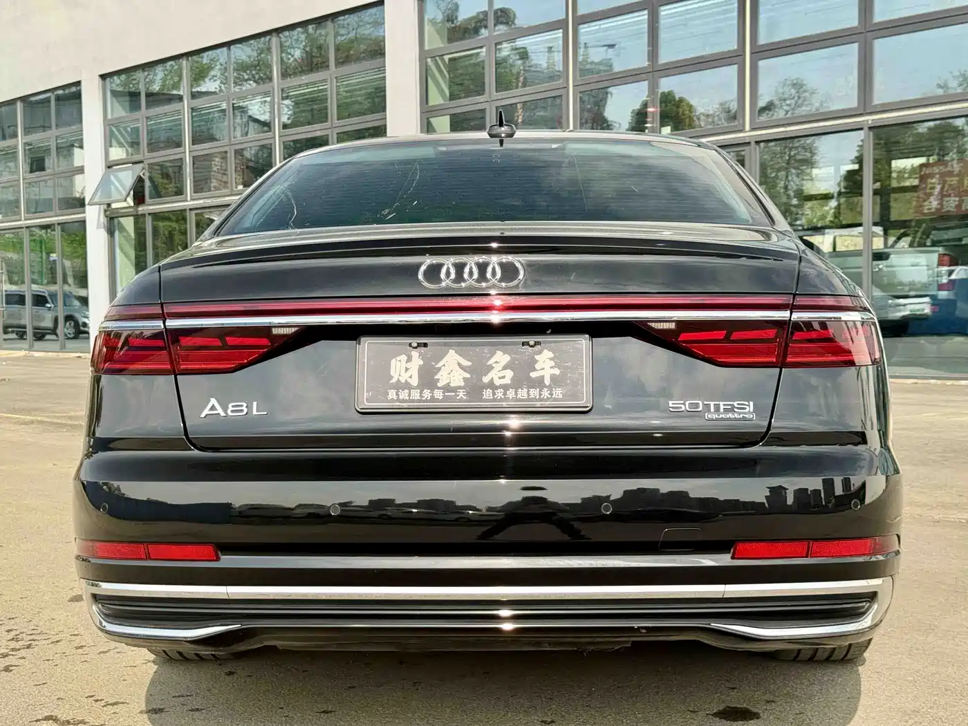 Audi A8 2023 A8L 45 TFSI quattro Luxury фото 15