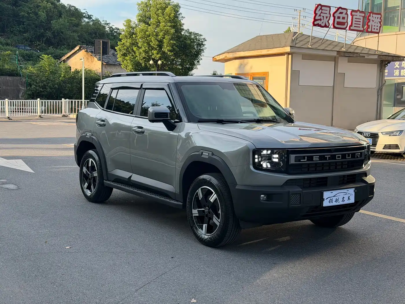 Jetour Freedom 2025 2025 1.5TD DCT Explorer
