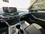 Photo 14 - Honda Accord