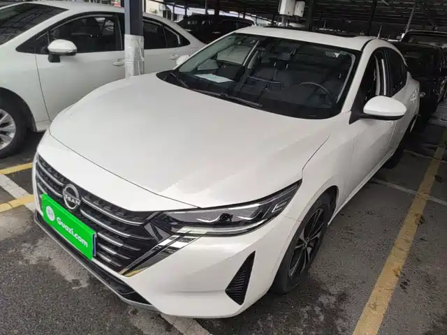 Nissan Sylphy 1.6L CVT, Комфорт