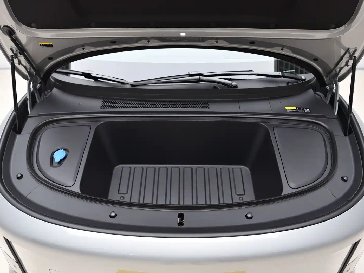 Li Auto i6 2026 2025 4WD Base Model
