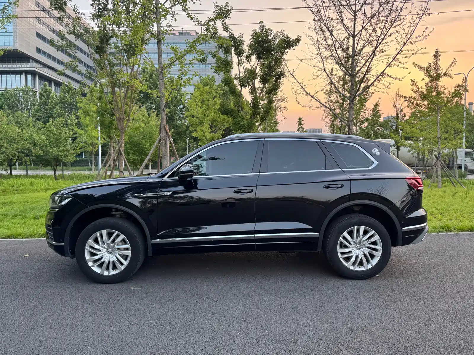 Фото 6 - Volkswagen Touareg