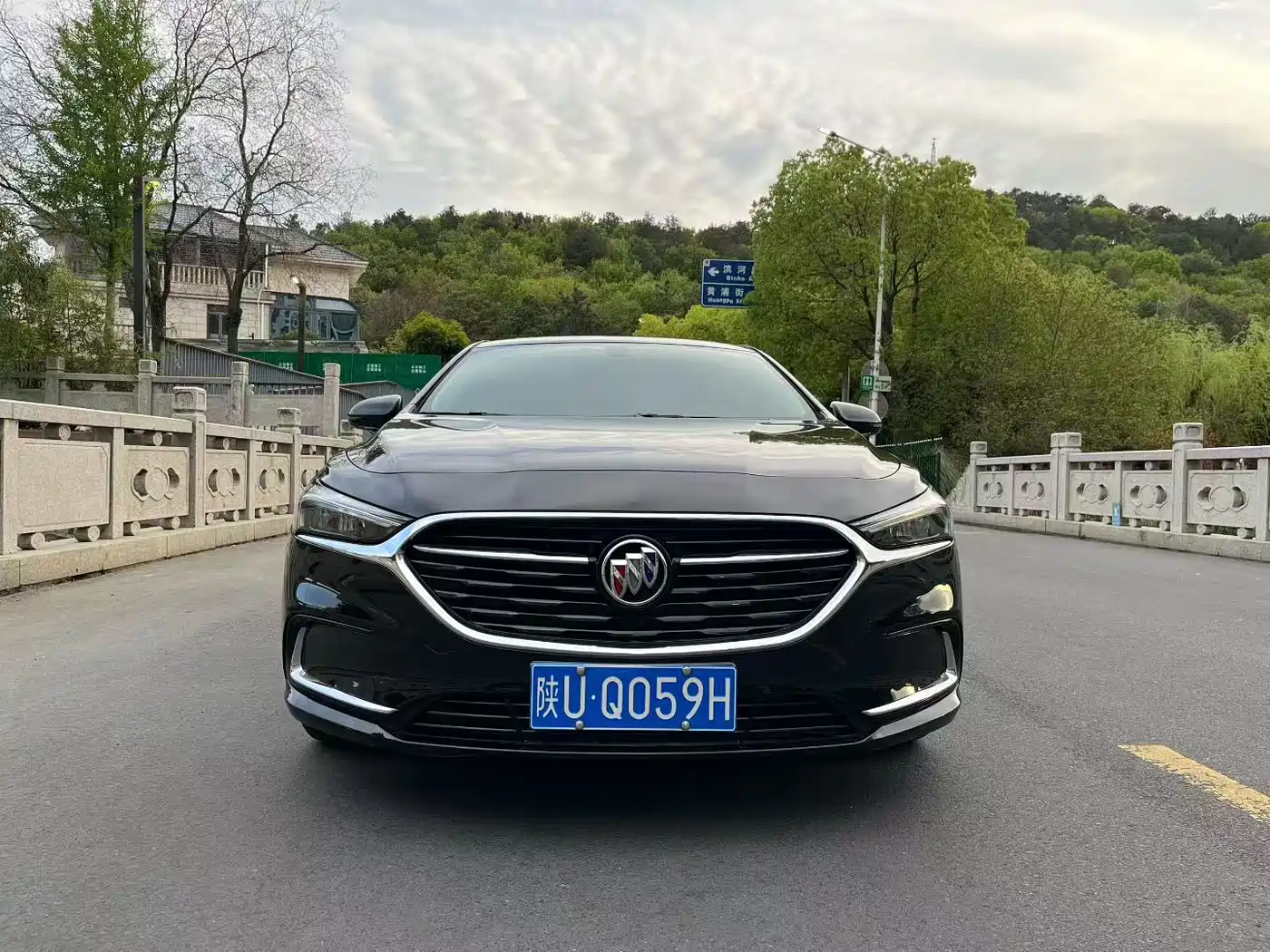 BUICK LACROSSE