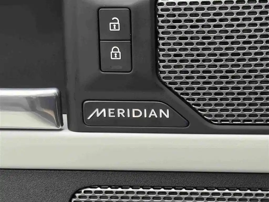 Land Rover Defender 2020 2020 Model 110 P400 HSE