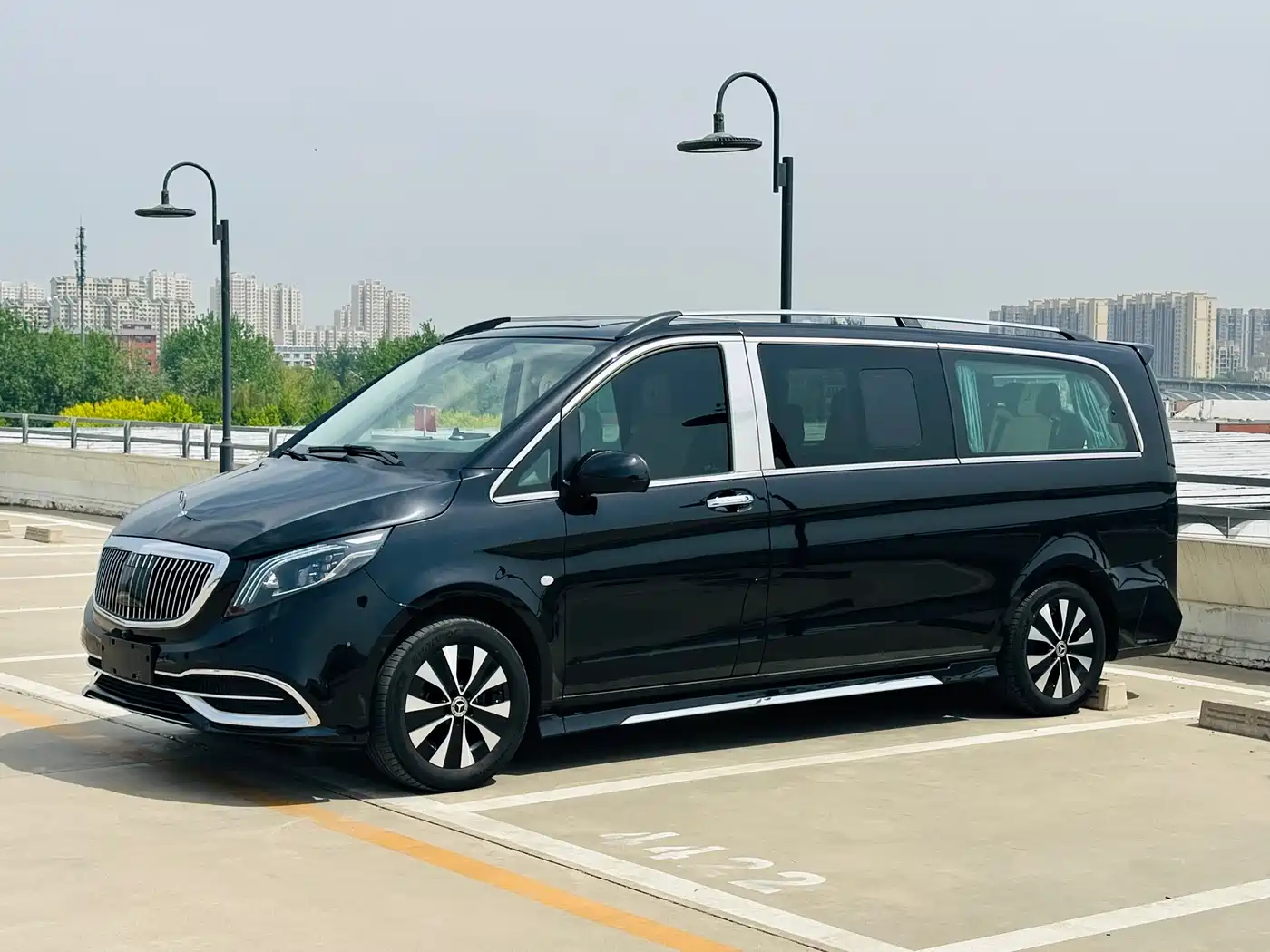 Mercedes-Benz Vito 2023 2.0T Elite 7-Seater