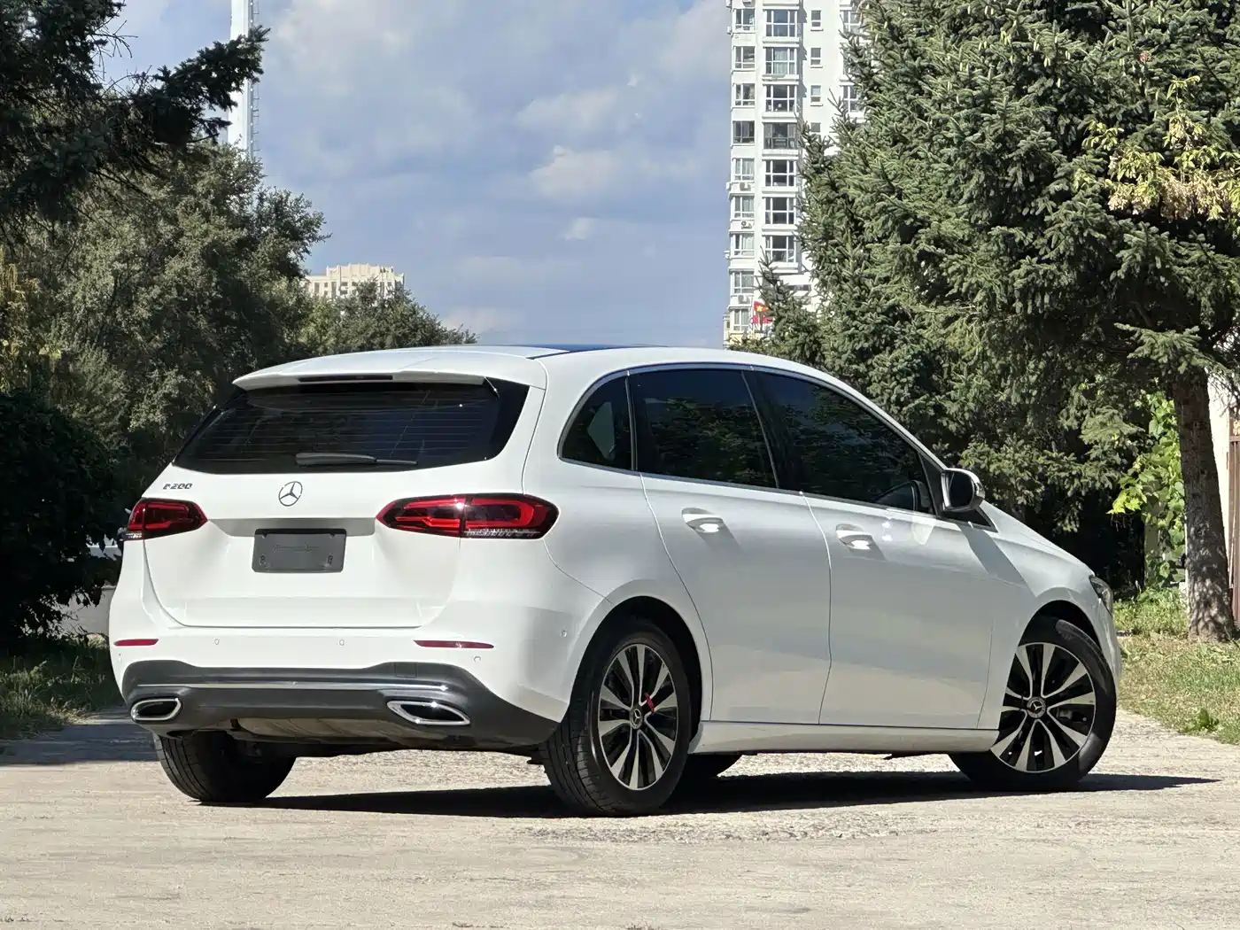 Mercedes-Benz B-Class 2023 2022 Facelift B 200 Sporty