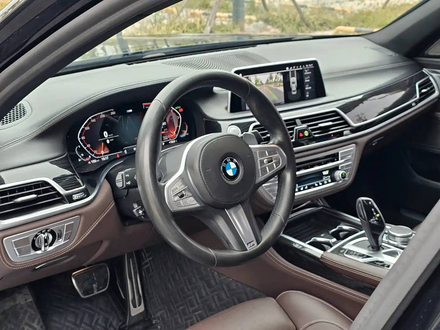 BMW 7 Series 2019 730Li M Sport Package фото 15