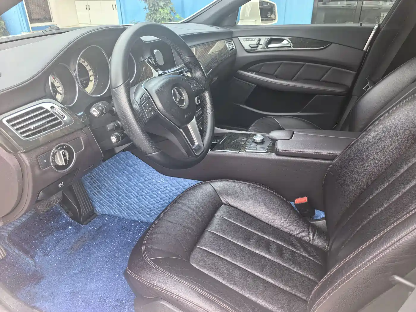 Mercedes-Benz CLS 2012 CLS 300 CGI фото 12