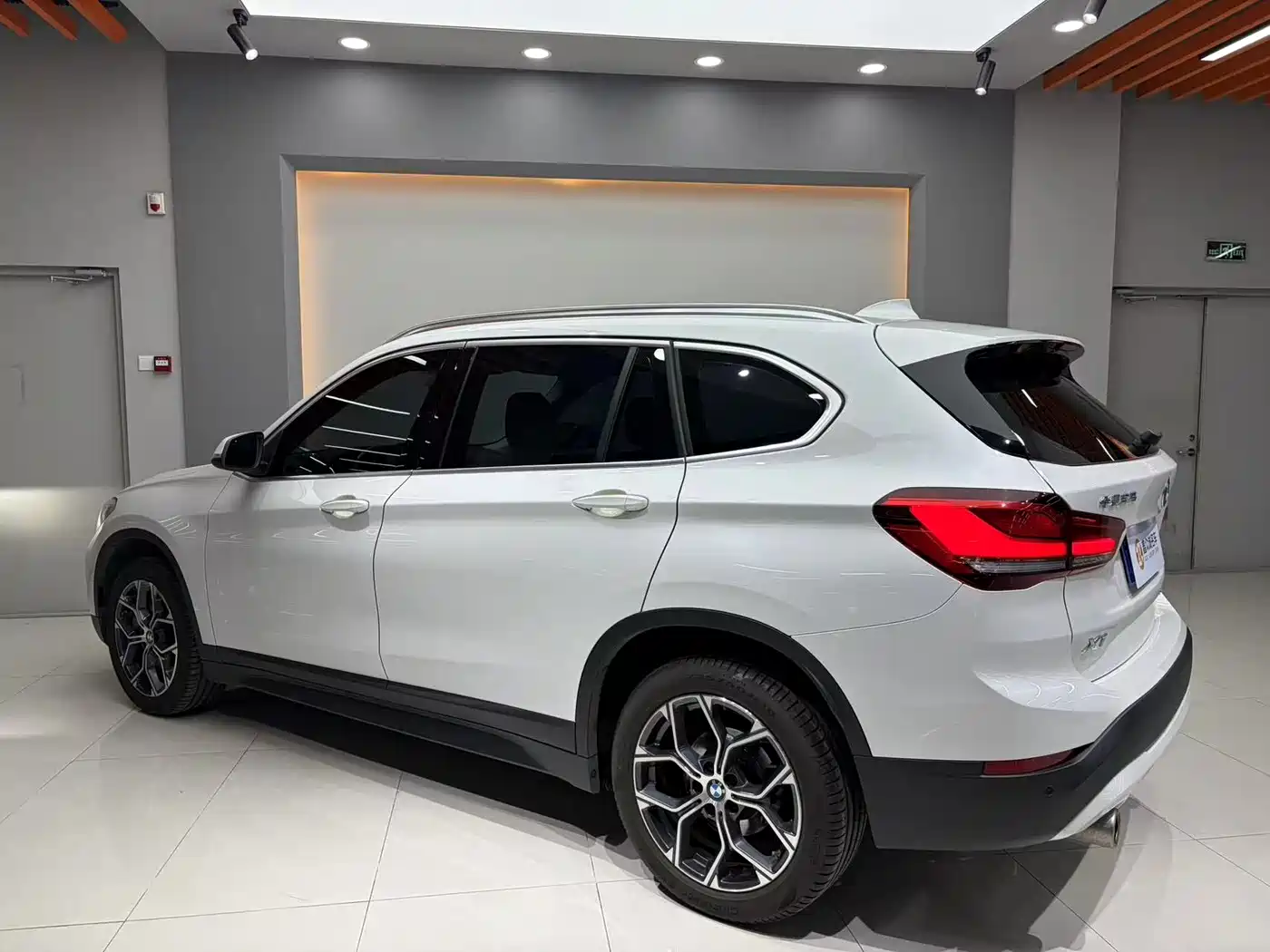 BMW X1 2022 sDrive25Li Leading фото 6