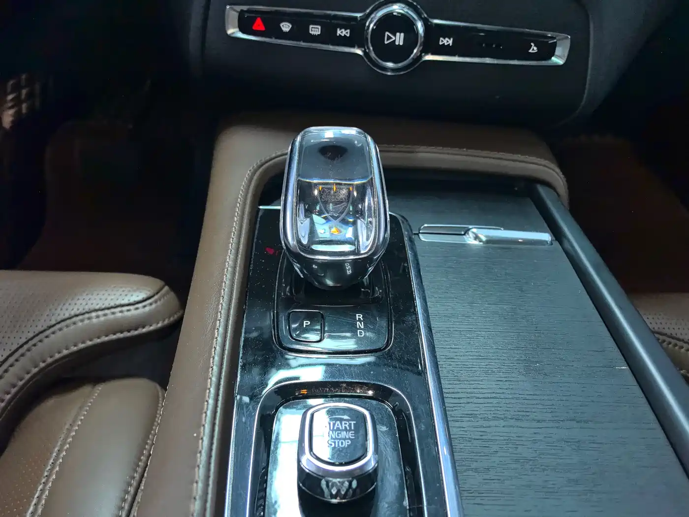 VOLVO XC90 PLUG-IN HYBRID