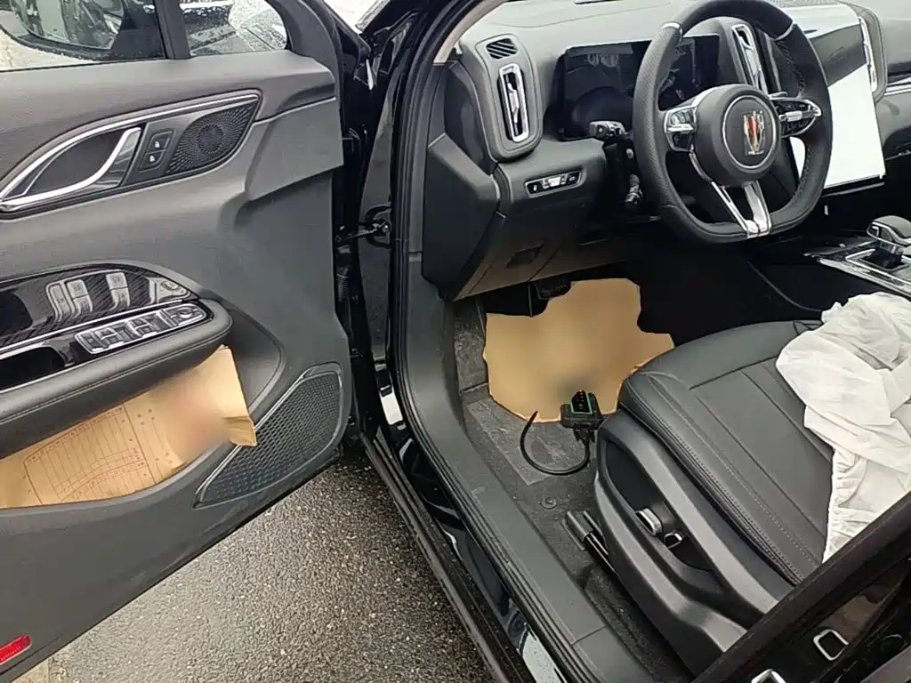Hongqi HS3 PHEV 2026 2024 PHEV 115km Power Edition