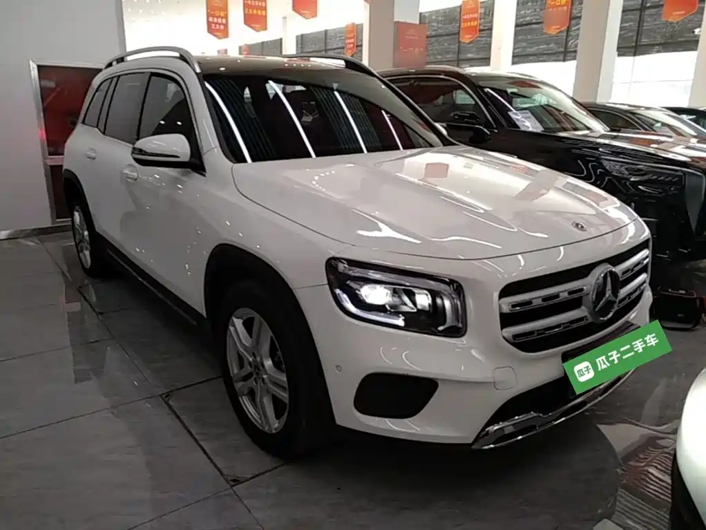 Фото 22 - Mercedes-Benz GLB