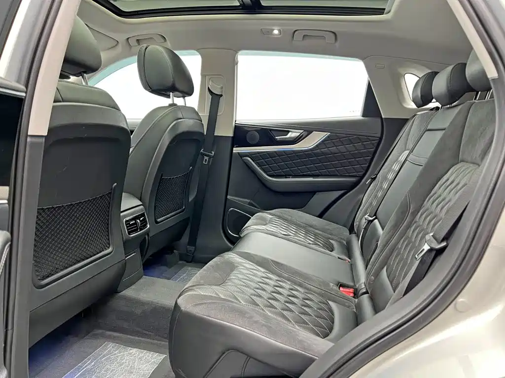 Hongqi HS5 2020 2019 2.0T Smart Connect Enjoy Edition