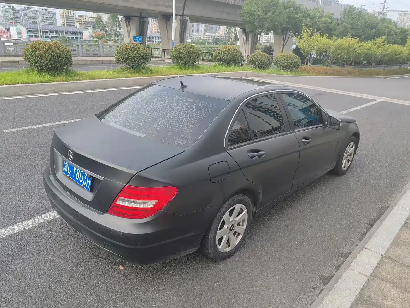 Photo 9 - Mercedes-Benz C-Class
