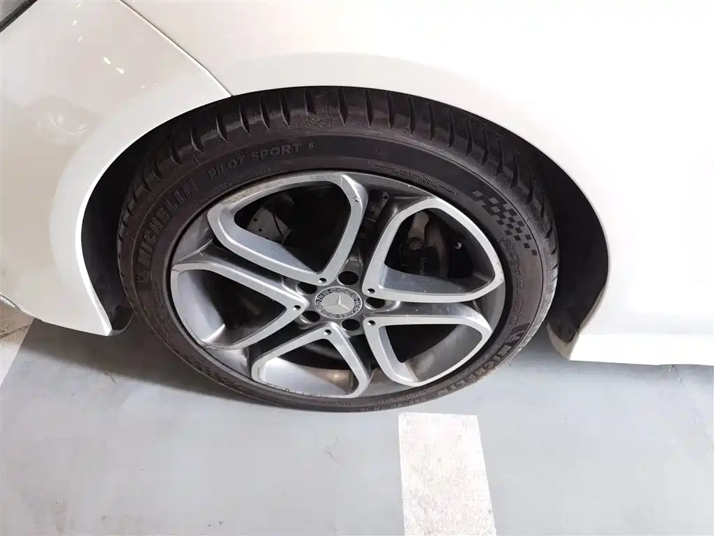 Mercedes-Benz CLS 2015 CLS 260 фото 23