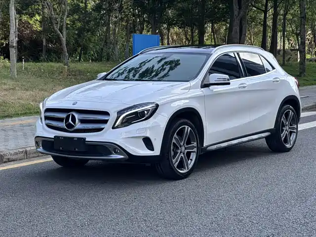 Mercedes-Benz Mercedes-Benz GLA 2016 GLA 220 4MATIC Luxury