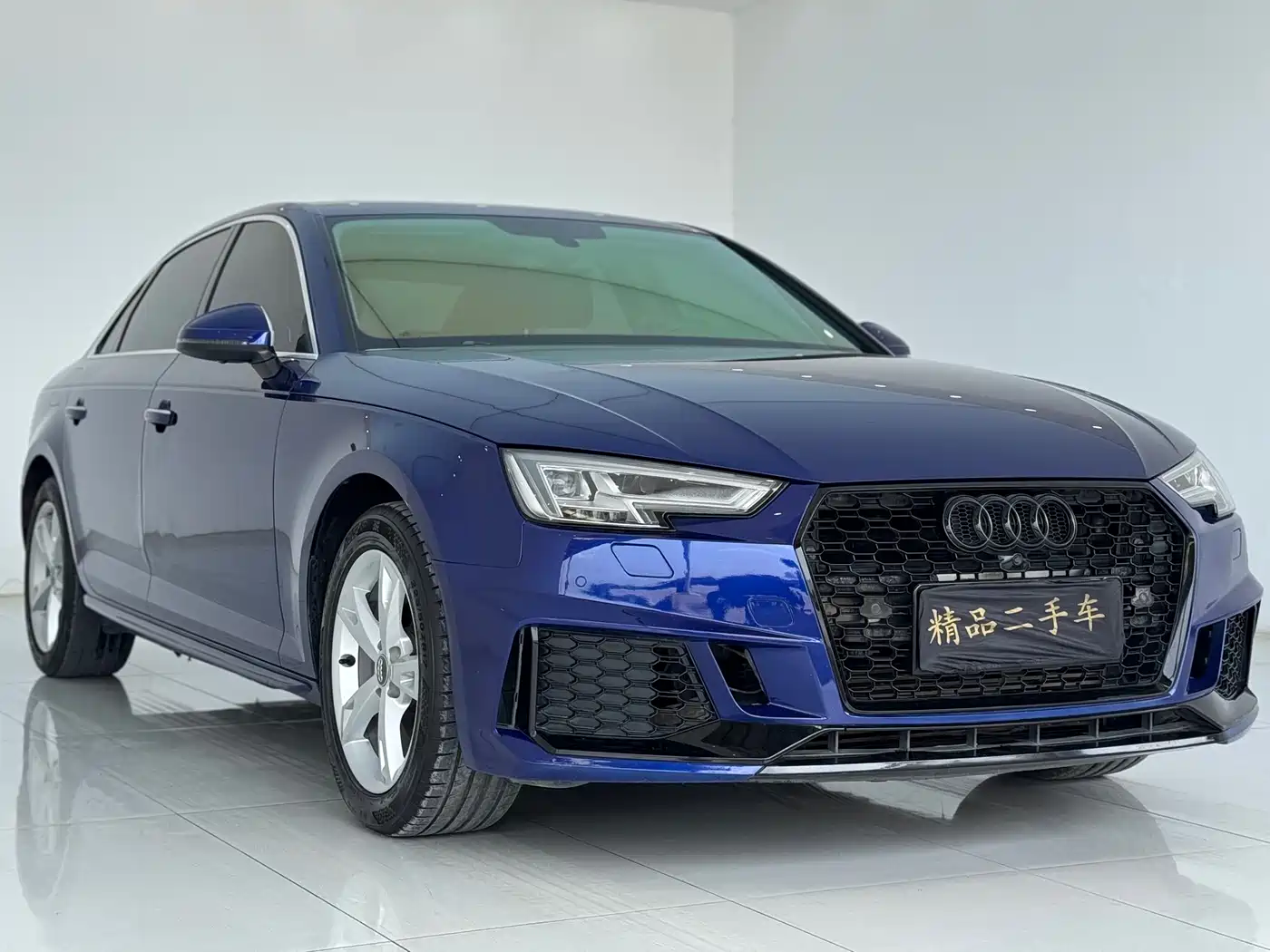 Audi A4L 2017 Plus 40 TFSI Fashion фото 2