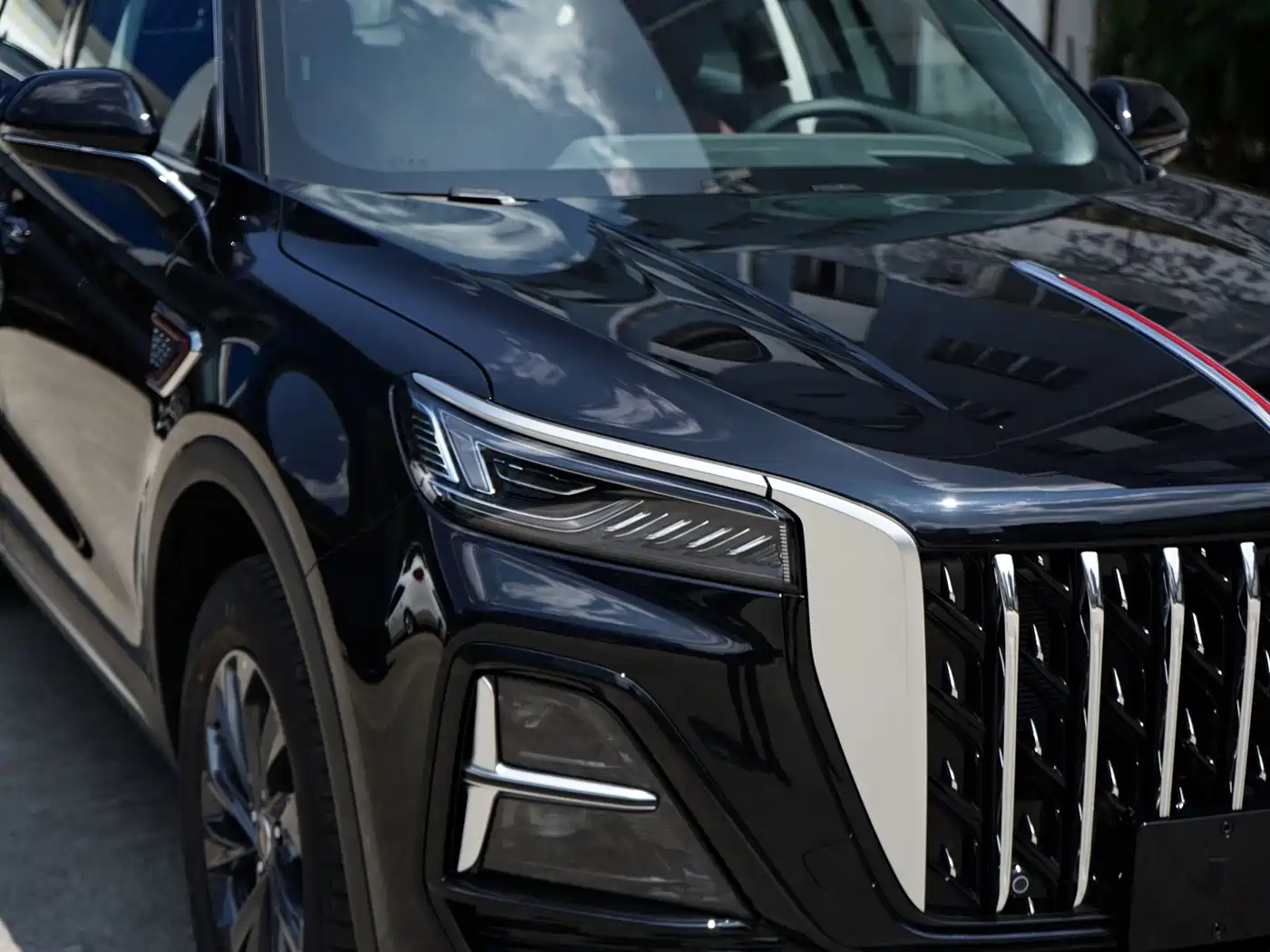 Hongqi HS5 2025 2025 2.0T 2WD Qixiang Pro