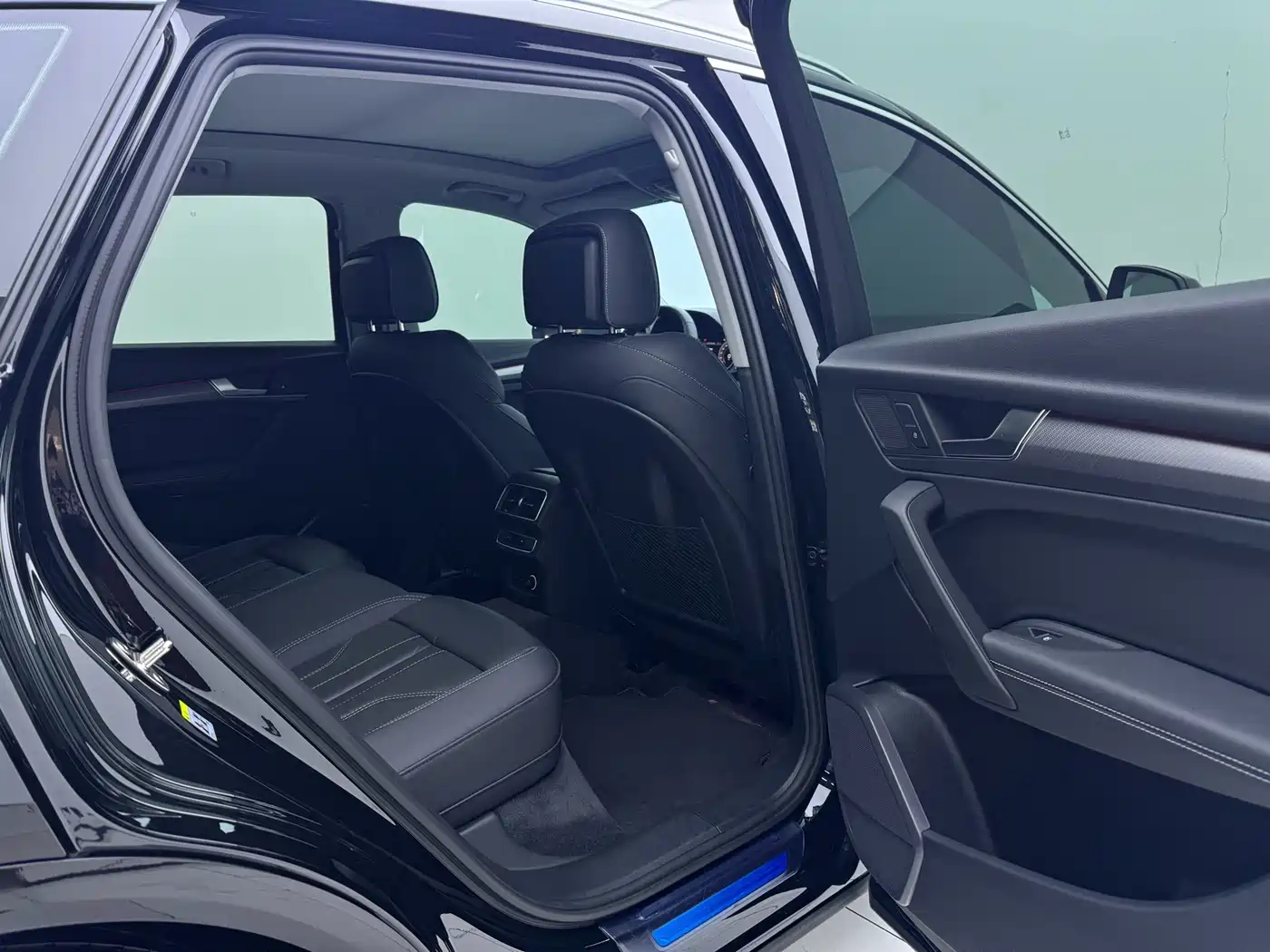 Audi Q5L 2022 Facelift 40T Luxury Dynamic фото 7