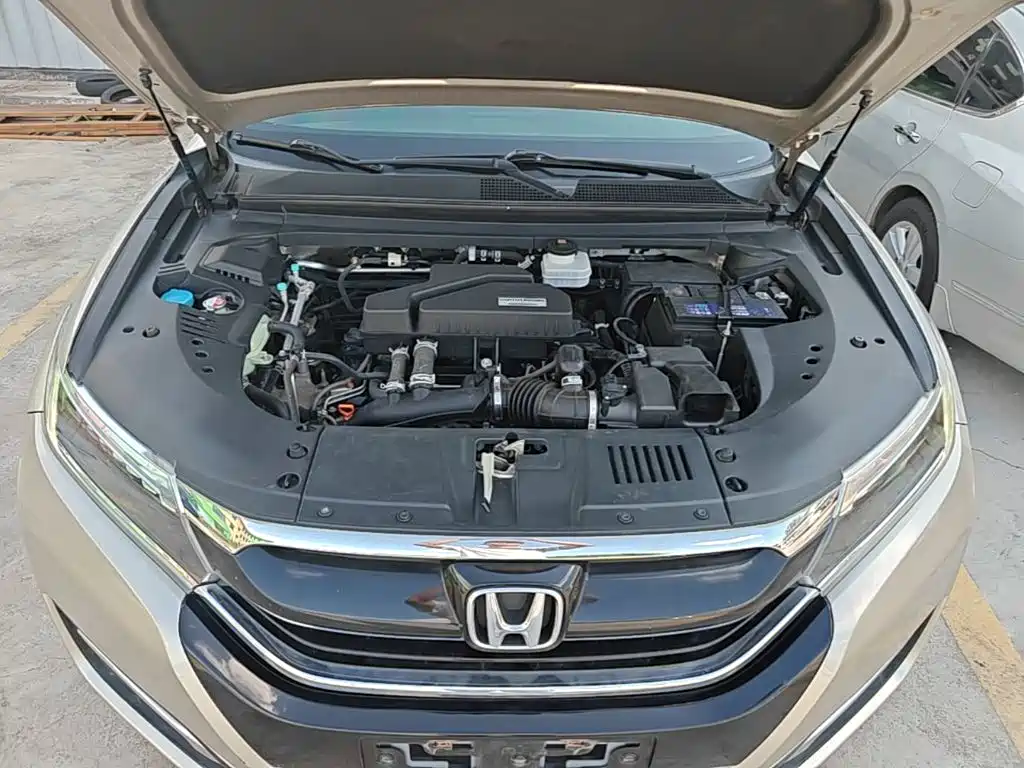 Honda UR-V 2017 2017 240TURBO 2WD Luxury Edition China V