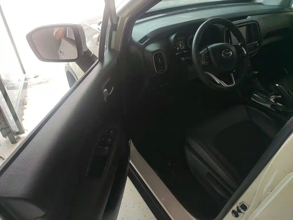 GAC Trumpchi Trumpchi GS3 2018 2017 150N Automatic Elite
