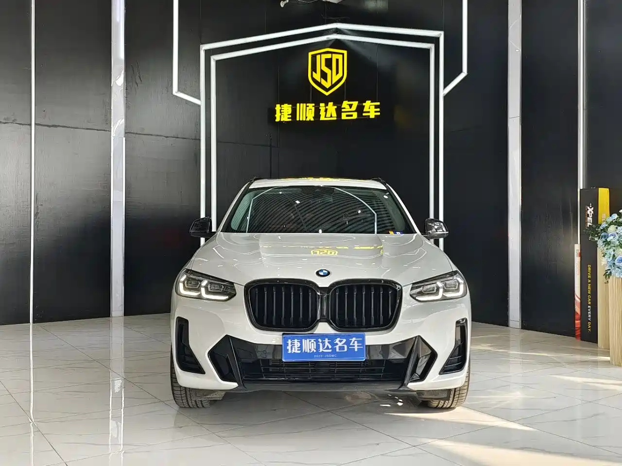 BMW X3 2022 xDrive30i Leading M Night Package фото 2