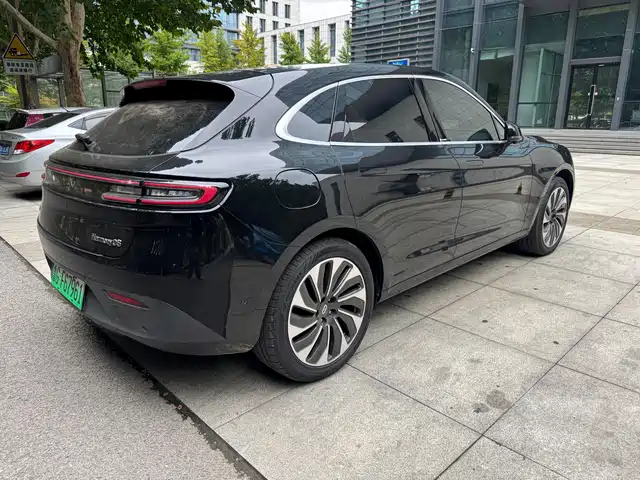 AITO Wenjie AITO M5 2022 Extended Range AWD Flagship — фото 3