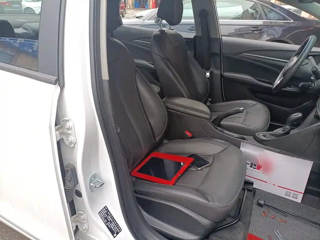 Buick Excelle 2021 Facelift 1.3T Auto Mild Hybrid Elite фото 25