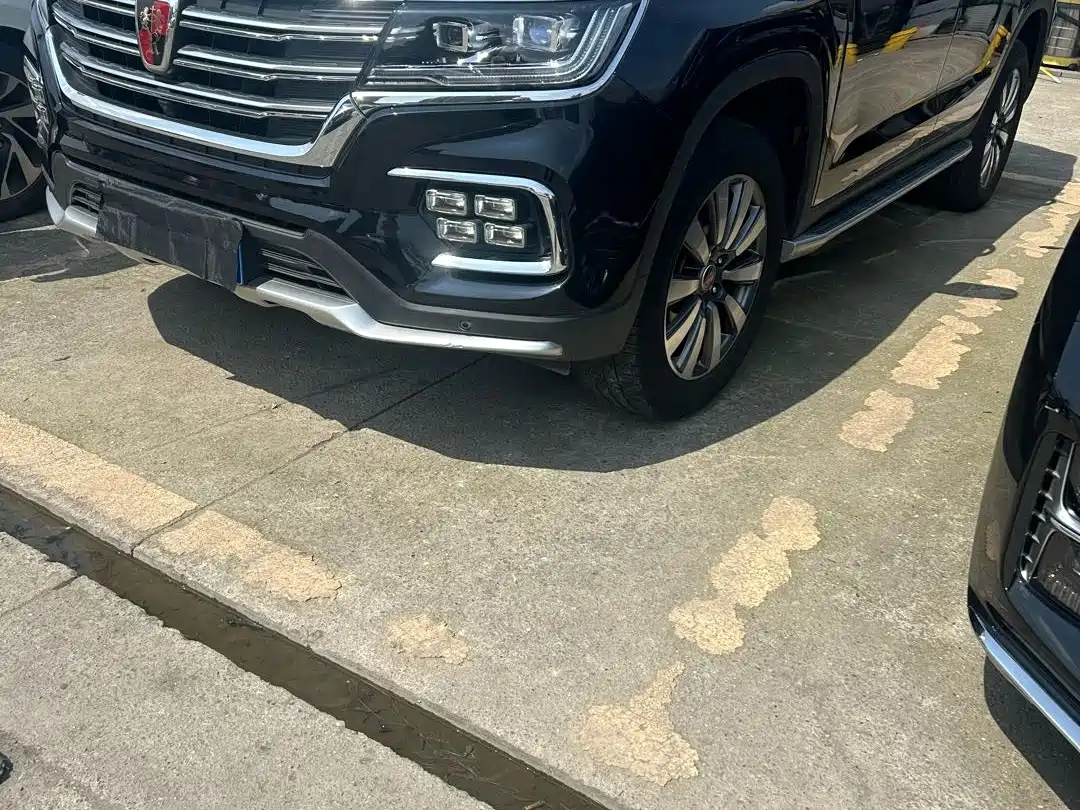 Roewe RX8 2018 2018 30T Intelligent Internet 4WD Supreme Edition