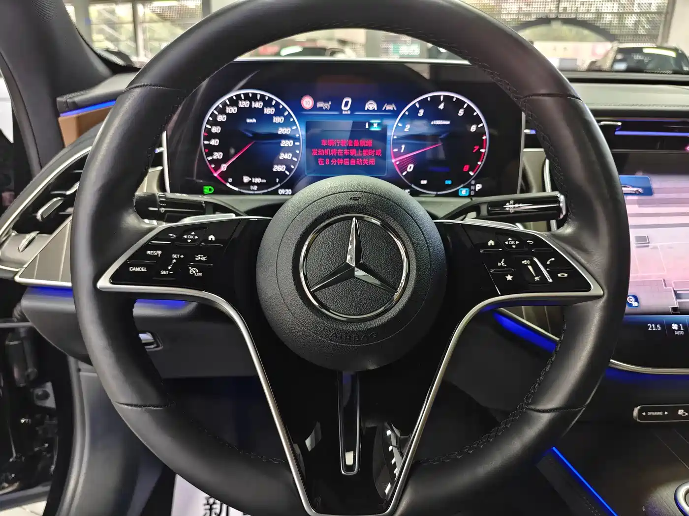 Mercedes-Benz E-Class 2024 E 300 L Fashion фото 7