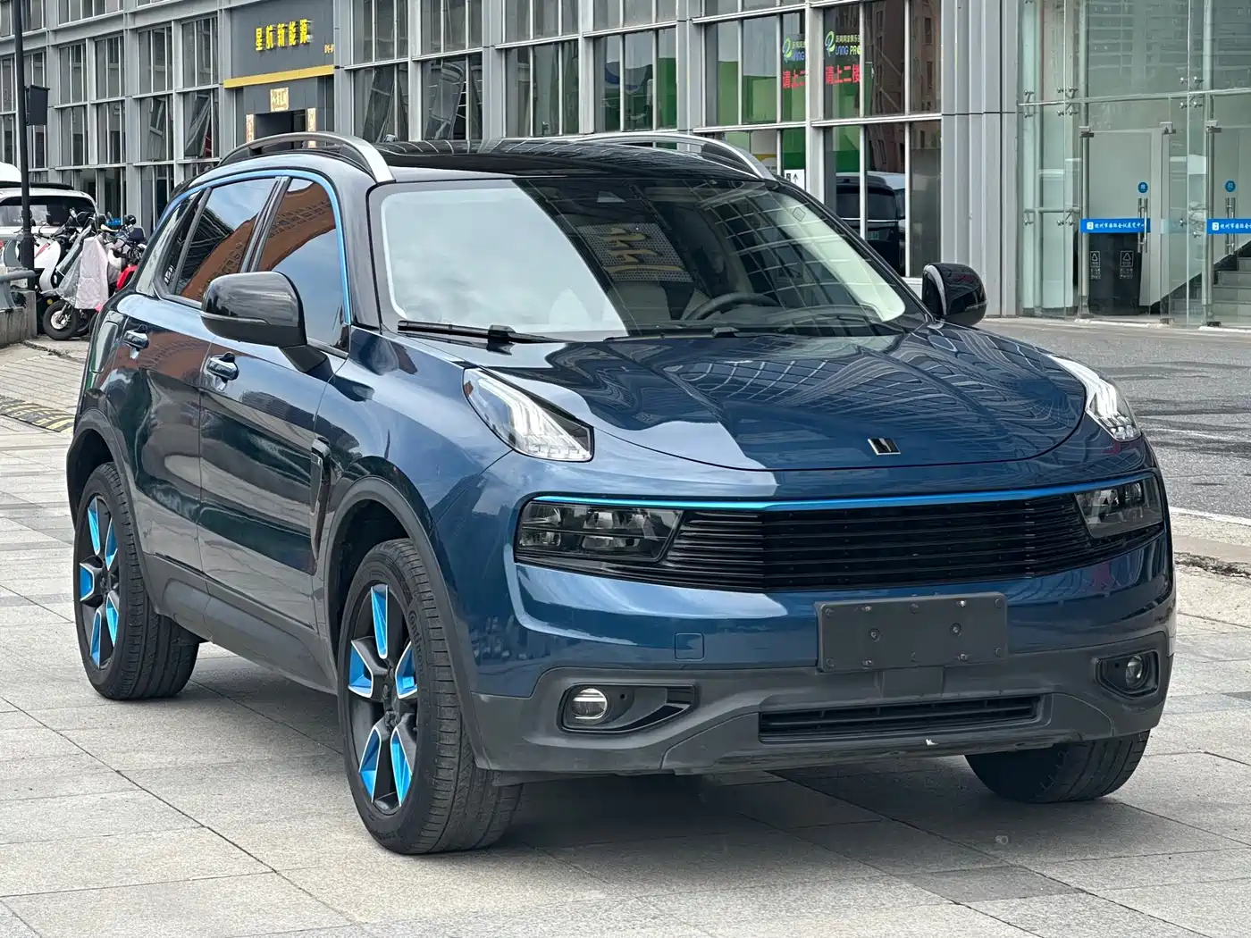 Lynk & Co 01 2018 2017 2.0T 2WD Pro Shine Edition