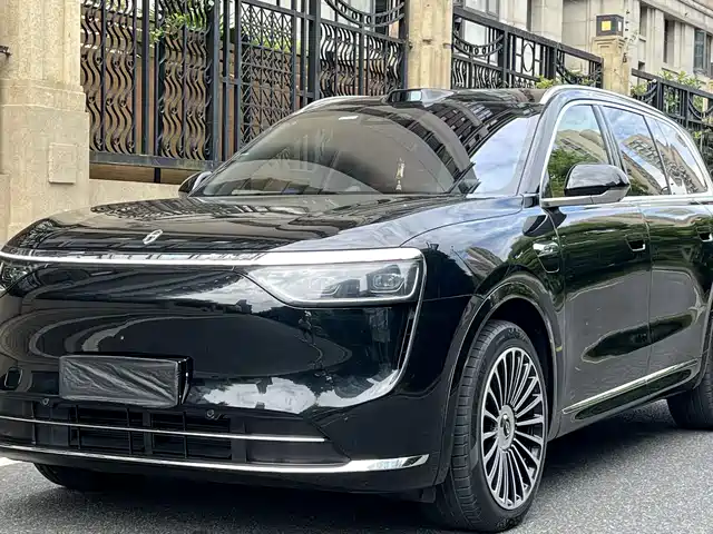 AITO M8 Последовательный гибрид, Max+, 53.4kWh, 5 мест, (192, -лучевой лидар