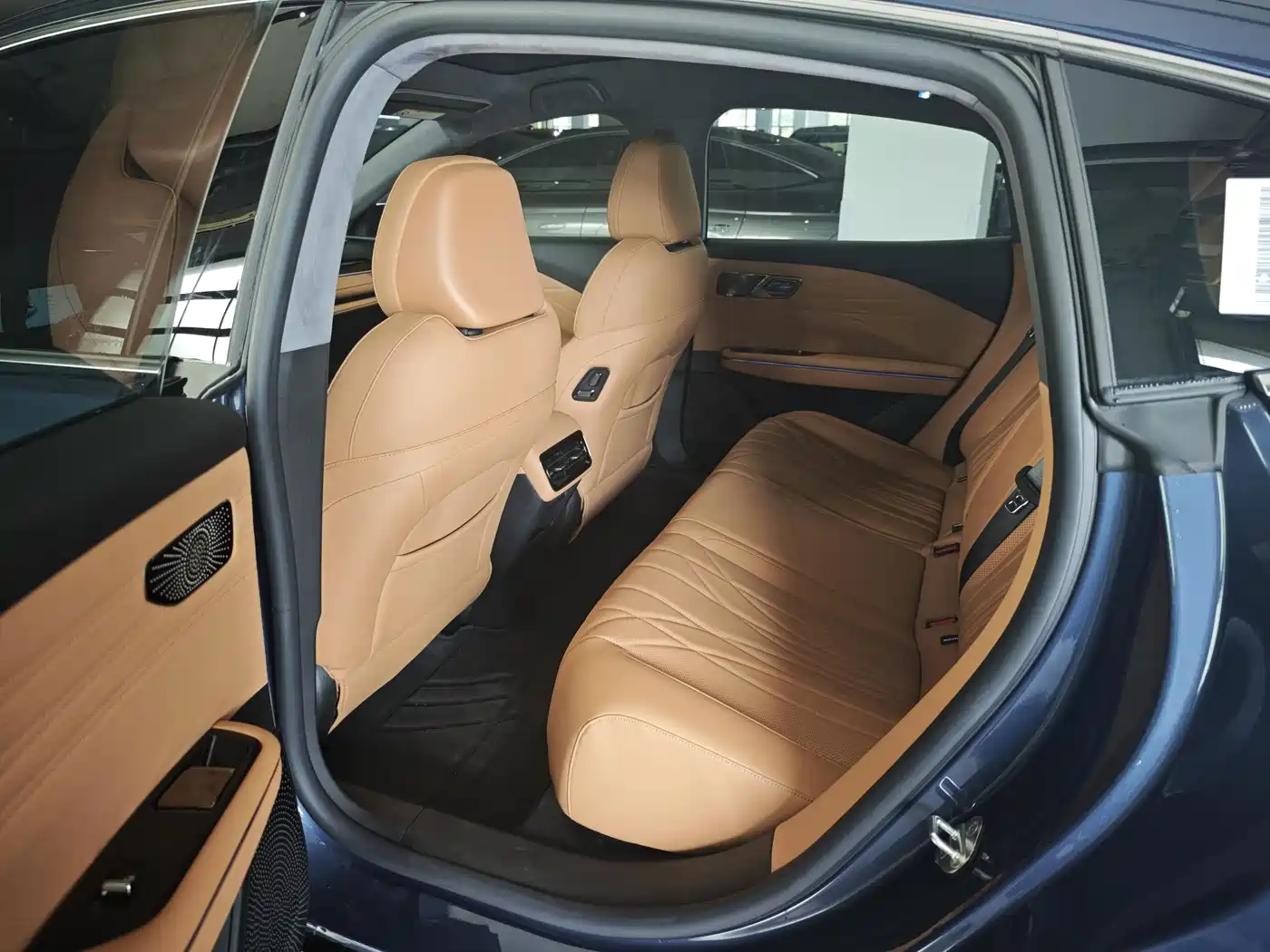 Geely Galaxy Galaxy Xingyao 8 2025 2025 130km EM-P Explorer Edition