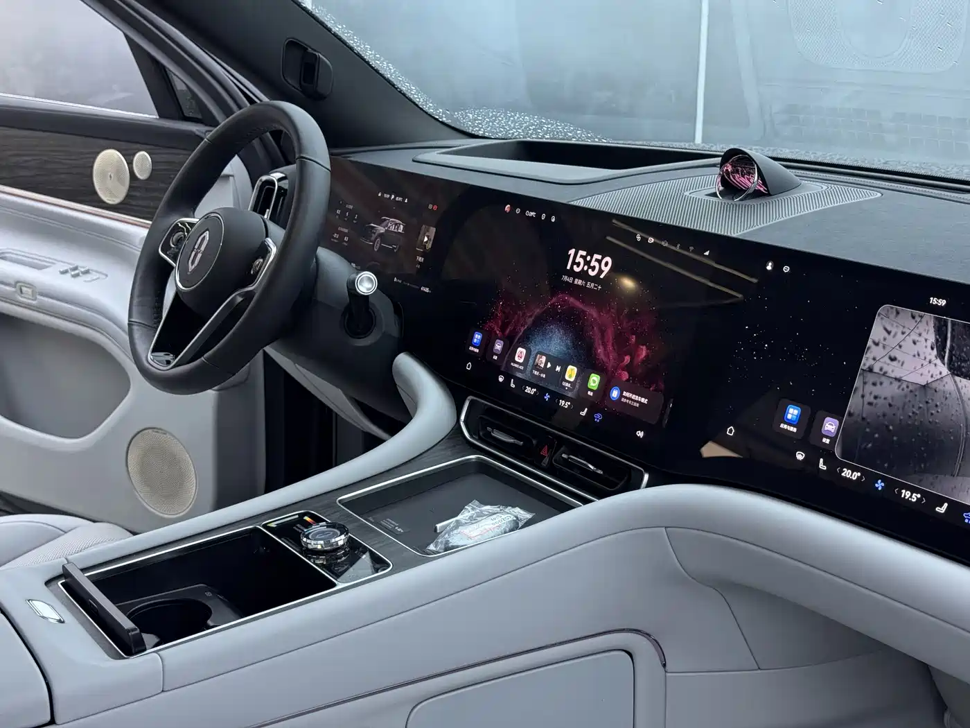  AITO Wenjie AITO M9 2024 Range Extender Max Edition 42kWh 6-seater 18