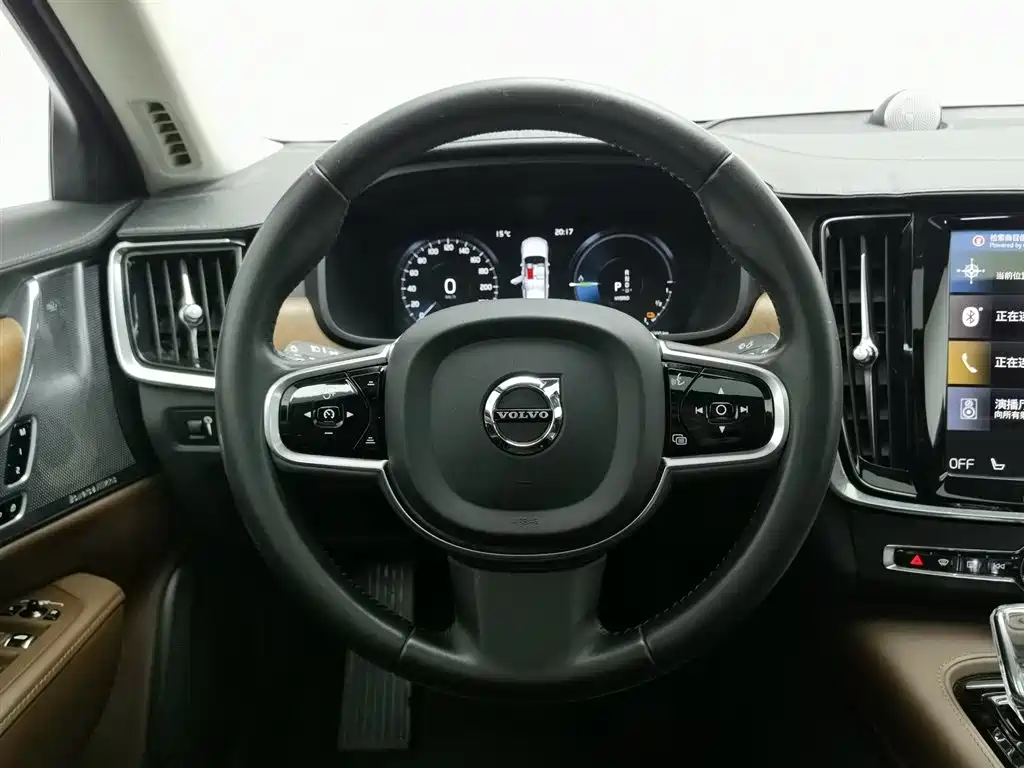 VOLVO S90 PLUG IN HYBRID