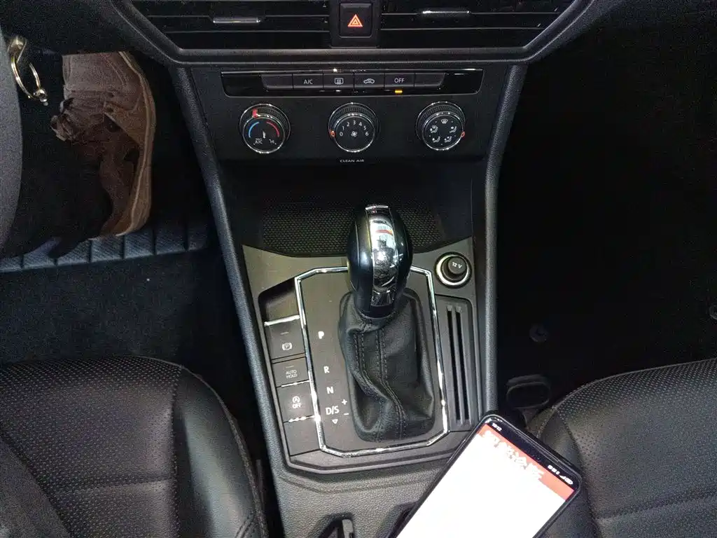 Volkswagen Lavida 2019 1.5L Automatic Comfort Edition China VI фото 10