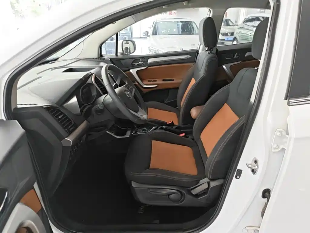JAC Refine S3 2015 2014 1.5L CVT Luxury