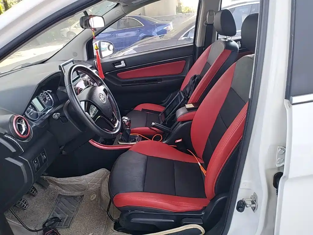 BAIC Senova X25 2017 2015 1.5L Manual Elite Type
