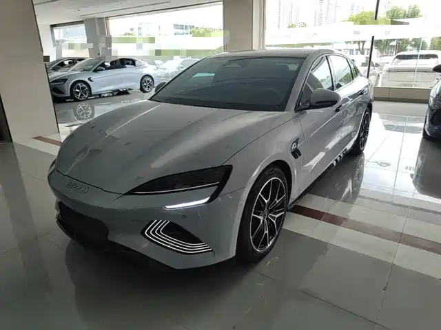  BYD Seal 2025 650 Long Range