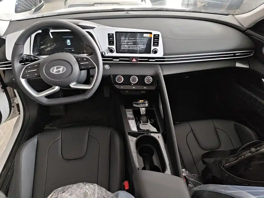Hyundai Elantra 2026 2023 1.5L CVT GLX Elite Edition