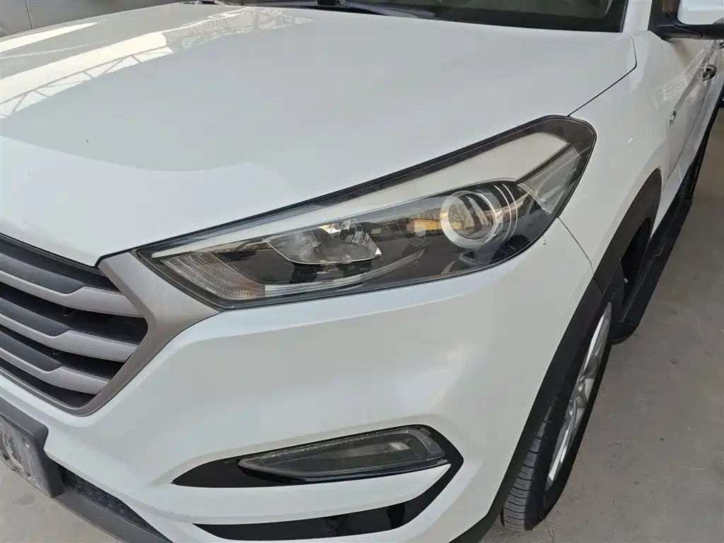 Hyundai Tucson 2015 1.6T Dual Clutch 2WD Smart фото 18