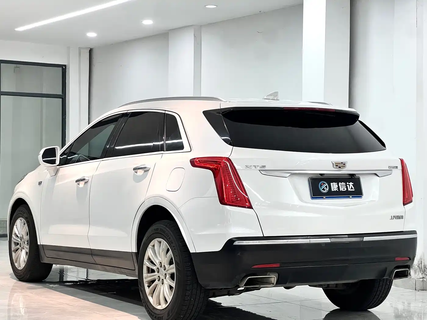 Cadillac XT5 2016 2016 25T Technology Model