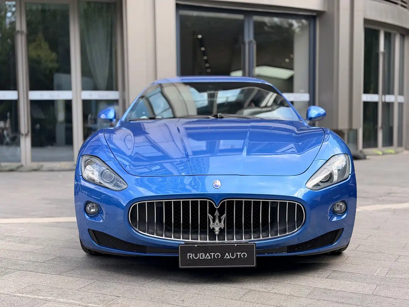 Maserati GranTurismo 2015 2007 4.2L Standard