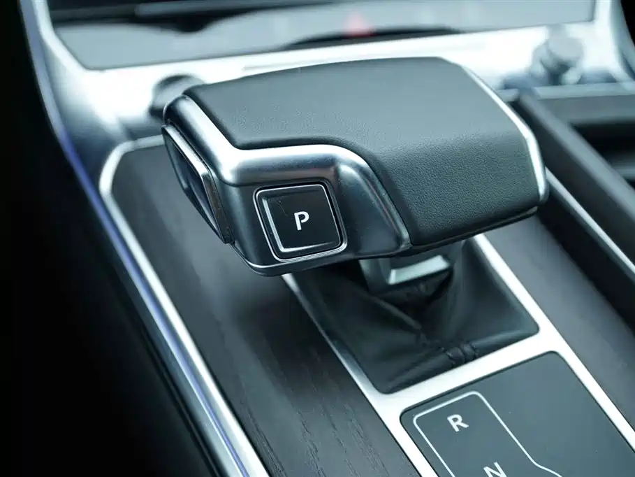 Audi A6L 2024 45 TFSI quattro Premium Dynamic фото 9