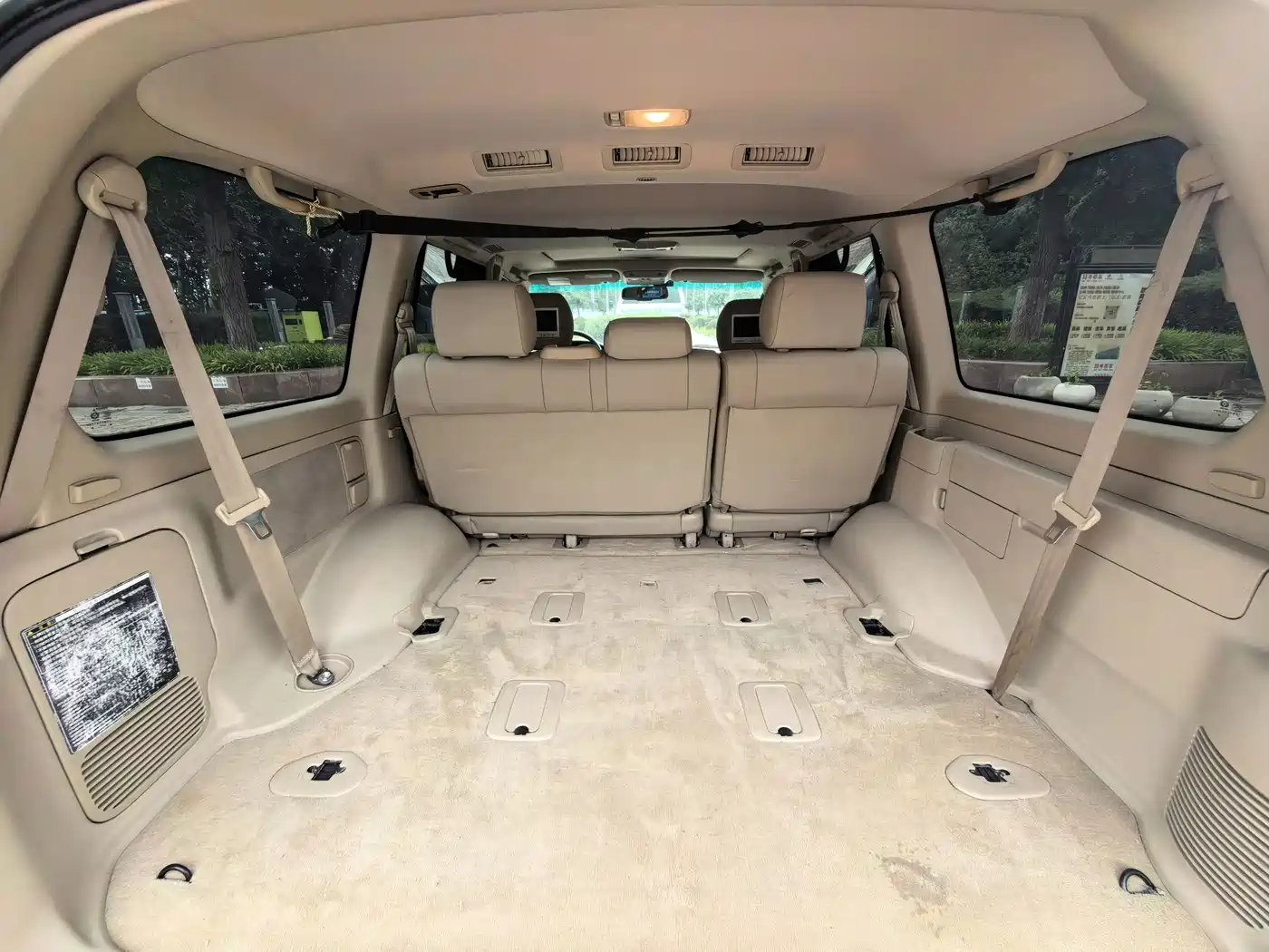 صورة 9 - Toyota Land Cruiser