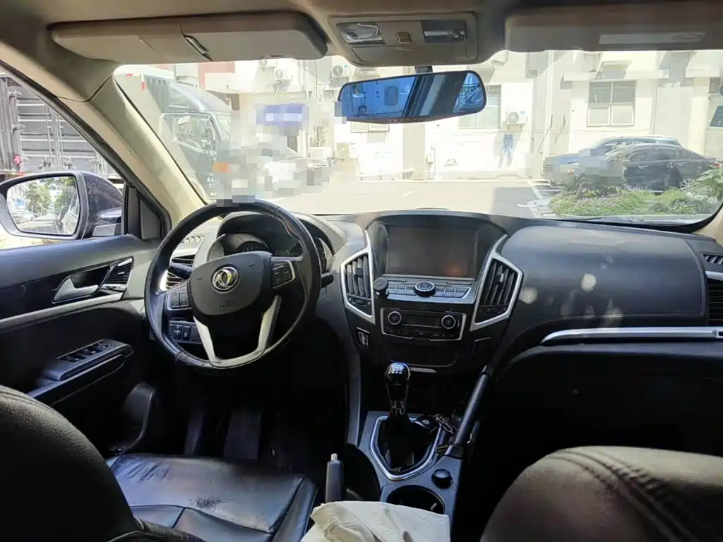 Dongfeng Aeolus Dongfeng Fengshen AX7 2015 2015 2.0L Manual Zhiyi Edition