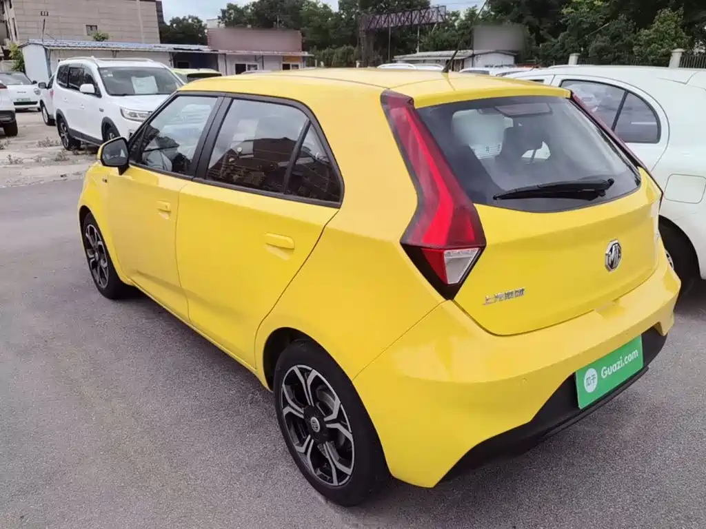 2018 MG 3