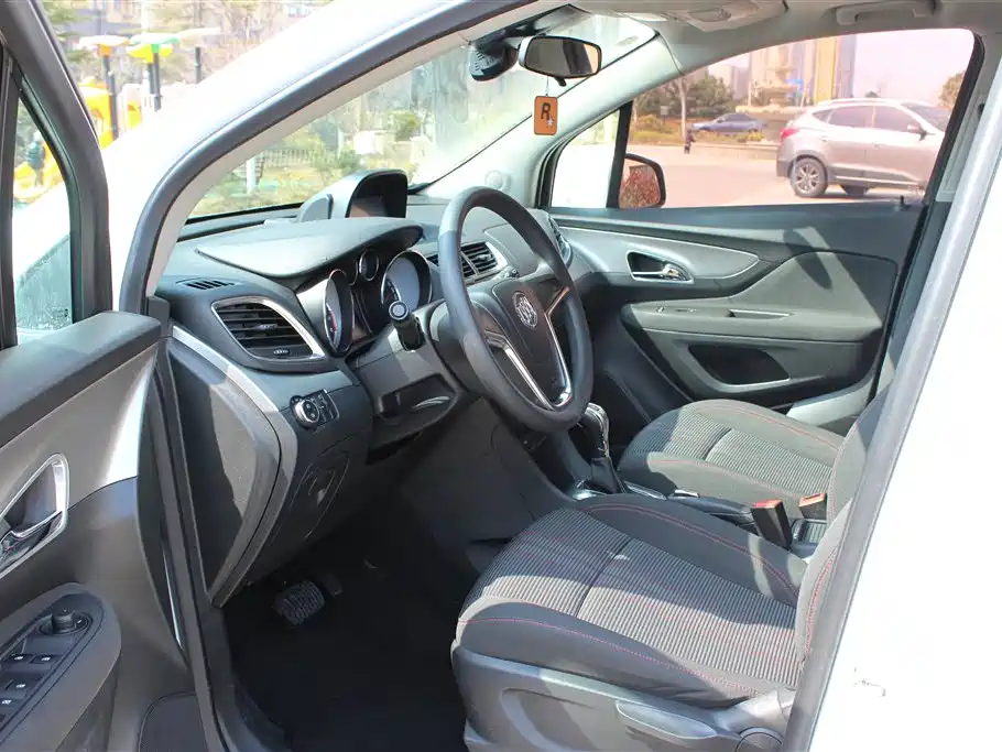 Buick Encore 2015 1.4T Automatic 2WD Urban Elite фото 13