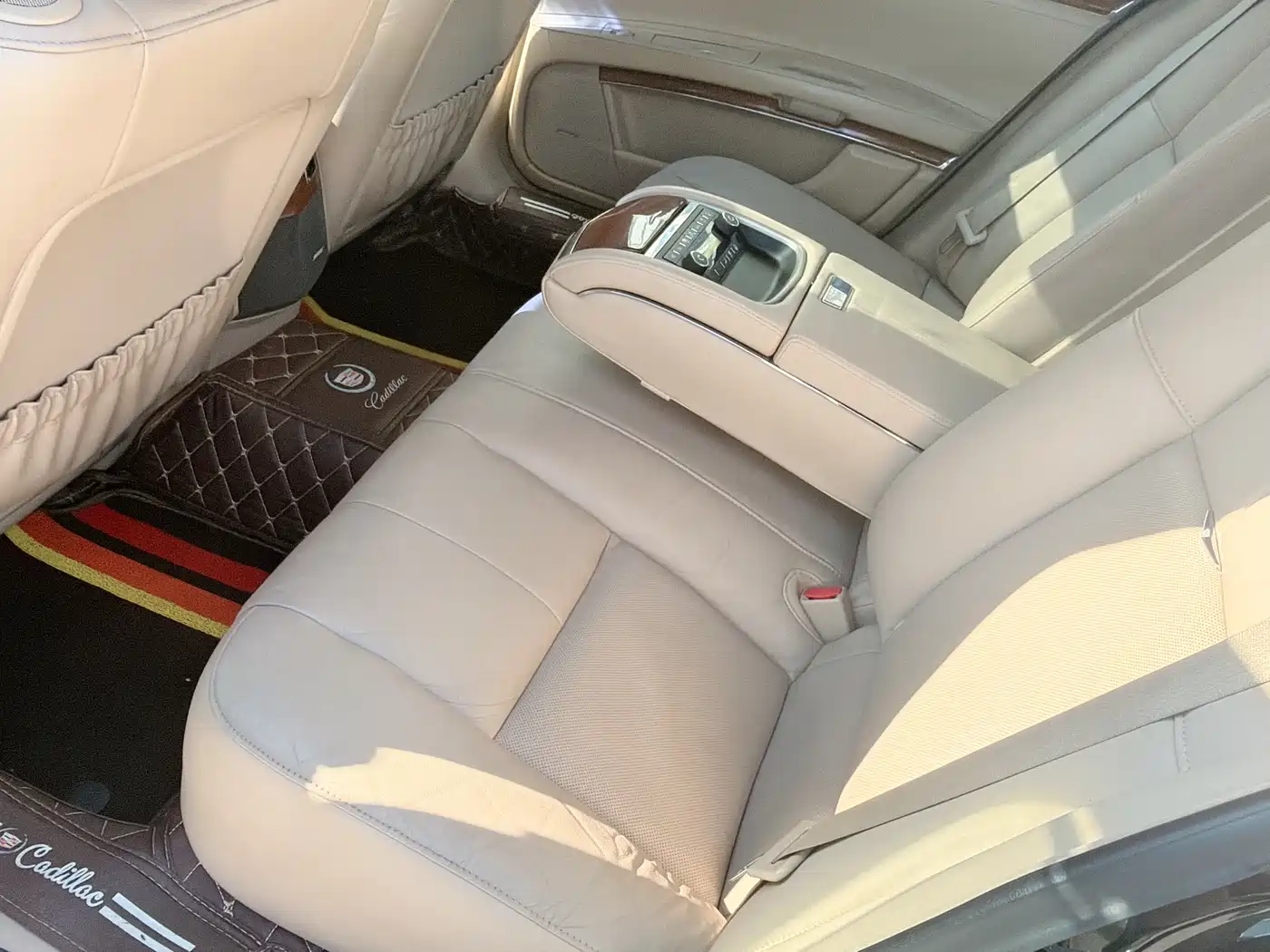 Cadillac SLS 2007 Model 2.8 Luxury фото 11